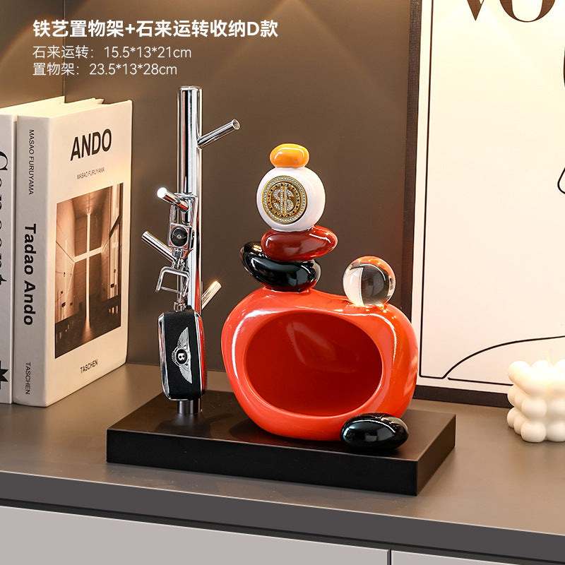 Good luck and turn the key storage ornaments for the entrance hall, high-end creative living room home decoration, housewarming gift