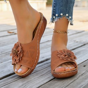 summer new arrival: plus-size wedge heel slippers for women (sizes 36-43). wholesale available. dropshipping to  and