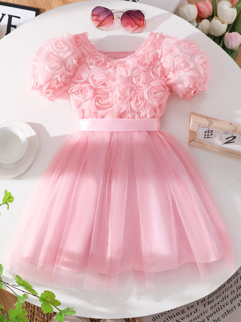 Girls' dress for toddlers and young children, corset-style dress with 3d butterfly flutter sleeves