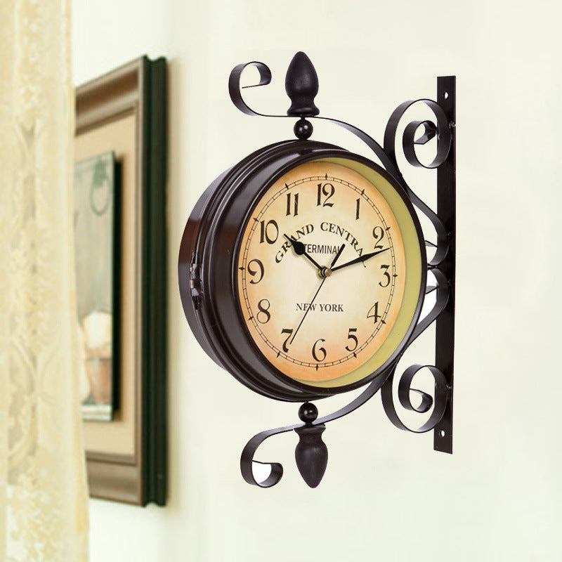 European style iron double-sided wall clock, creative rustic hanging clock, modern living room wall clock, bedroom clock, silent large size