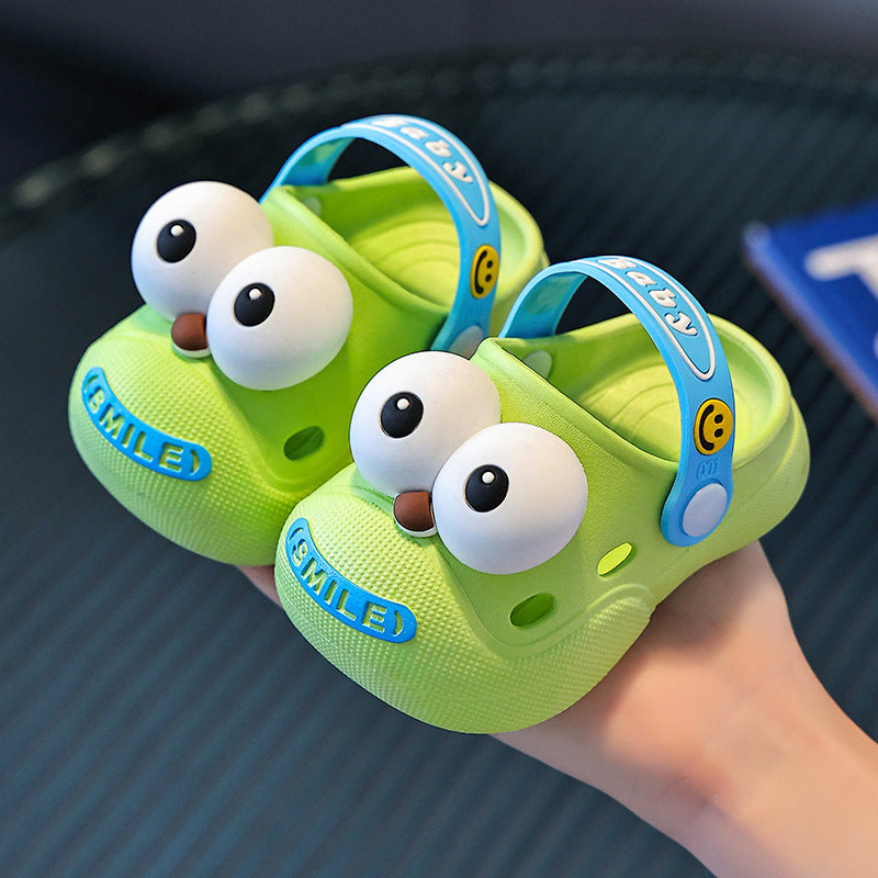 Kids' clogs: summer indoor anti-slip cartoon sandals for girls and boys - perfect for first steps, toddlers, and outdoor beach wear
