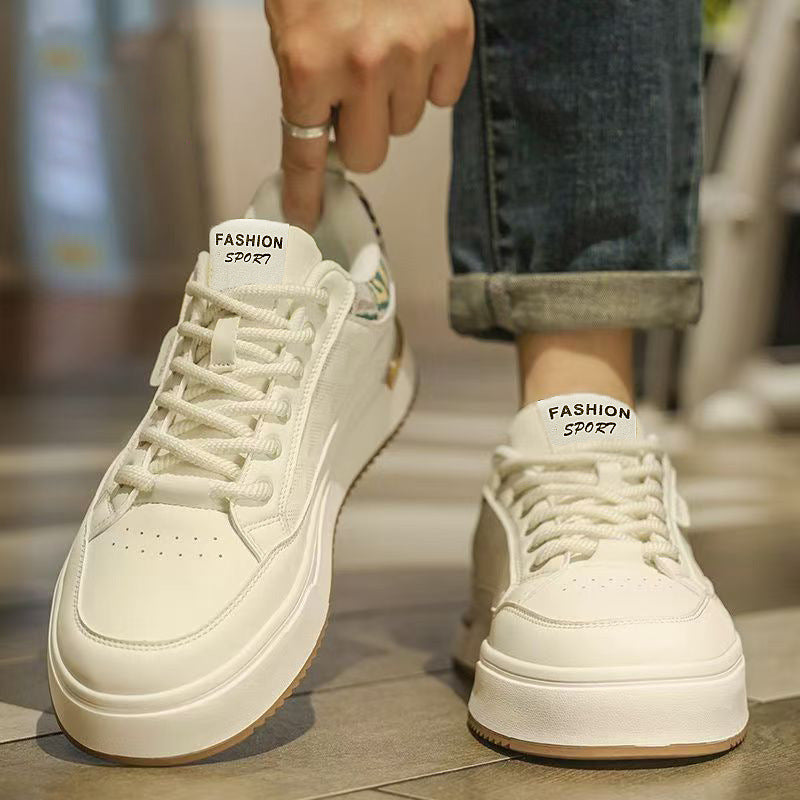 Men's white sneakers - 2026 spring new collection: lightweight casual skate shoes, retro style, versatile, breathable, trendy sports shoes for teens