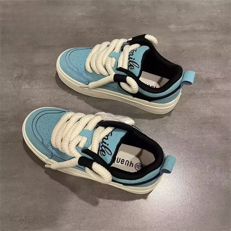 Hong kong style casual sneakers women's shoes - trendy, minimalist, versatile white sneakers - new spring/autumn 2026 collection - streetwear sneakers