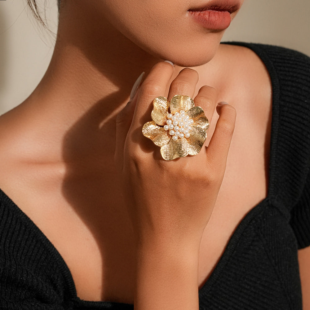 Wholesale floral rings - cross-border vintage statement pearl jewelry - women's high-end baroque irregular open ring