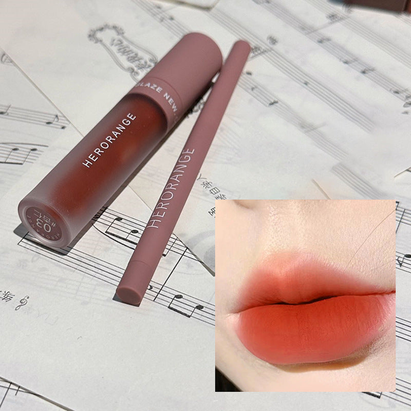HERORANGE~ A box of two velvet matte lip glaze lip liner sets is not easy to smudge daily white lipstick