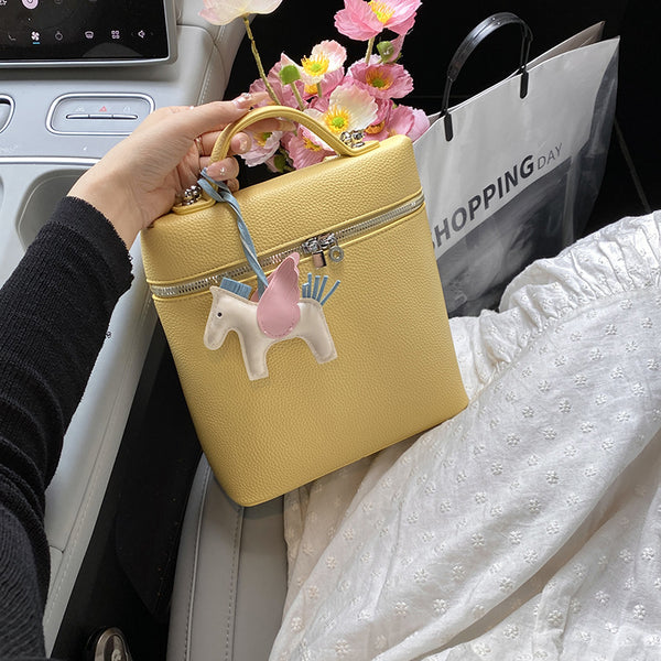 Fashion versatile travel small backpack bag women 2025 new Korean casual cute small backpack shoulder handbag