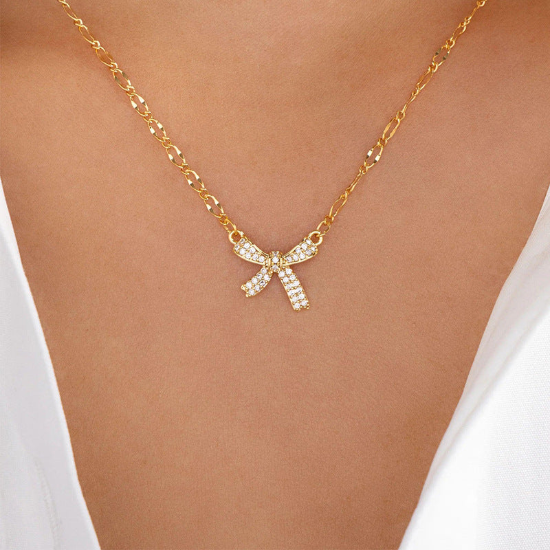 Wholesale rhinestone alloy bow necklace - new cross-border jewelry for women, european and american style pendant, unique high-end clavicle chain