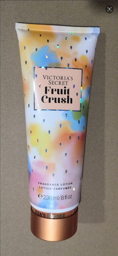 Victoria's secret velvet petals moisturizing and long-lasting fragrance 236ml body lotion