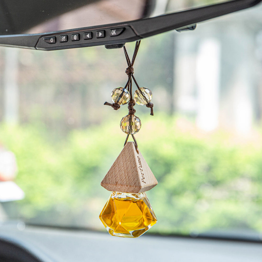 Car perfume rearview mirror aromatherapy pendant car odor removal fragrance car pendant long-lasting light fragrance air freshener