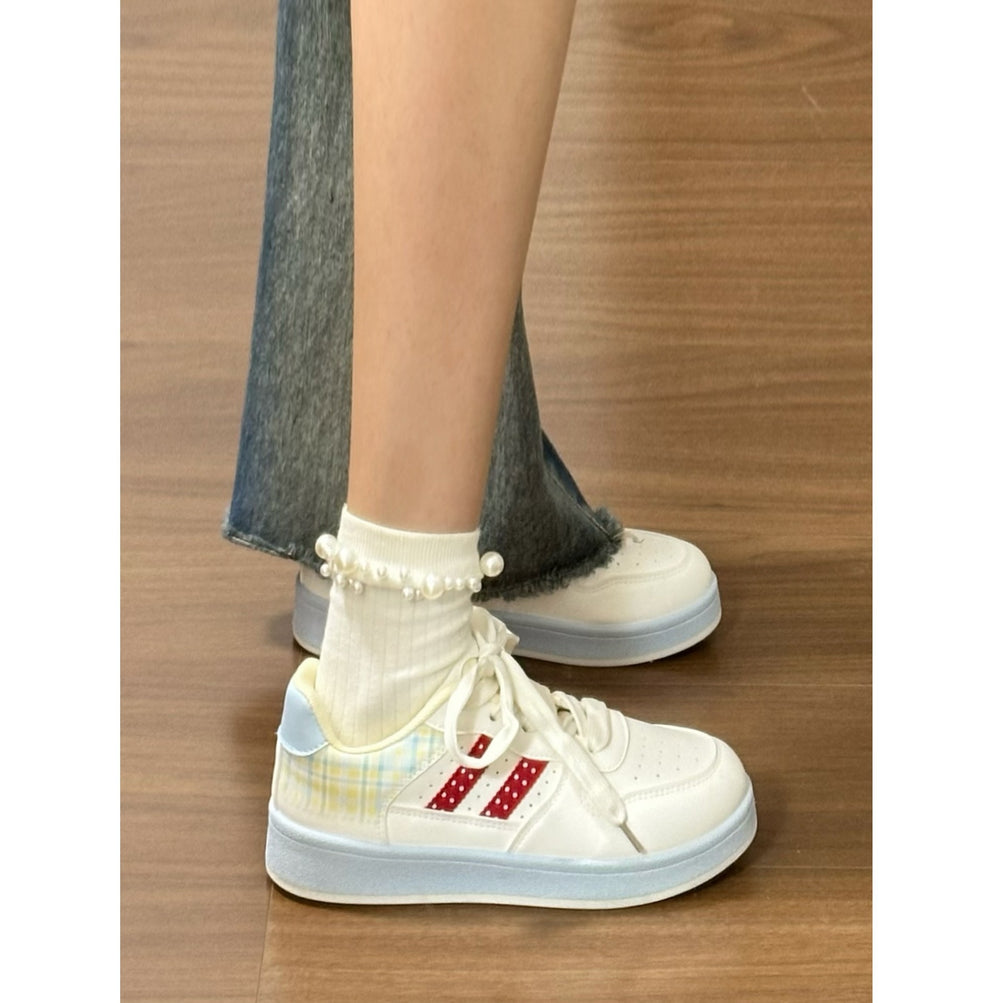 High-style hong kong-inspired versatile sneakers: 2026 new thick-soled white shoes, lightweight and breathable bread-style casual women's shoes for commuting