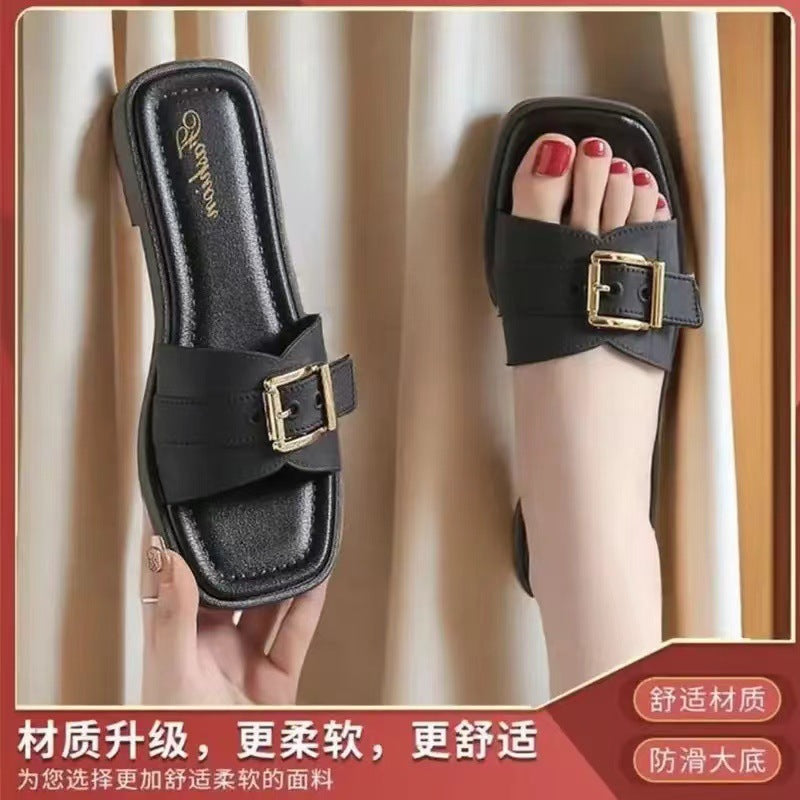 Fairy-style women's sandals and slippers, new trendy and versatile korean-style square heel flat beach sandals for women, perfect for summer 2025