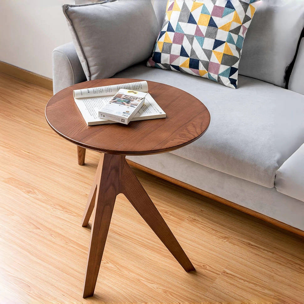 Scandinavianretro solid wood side table for home living room round small coffee table casual modern creative round table corner table ins style