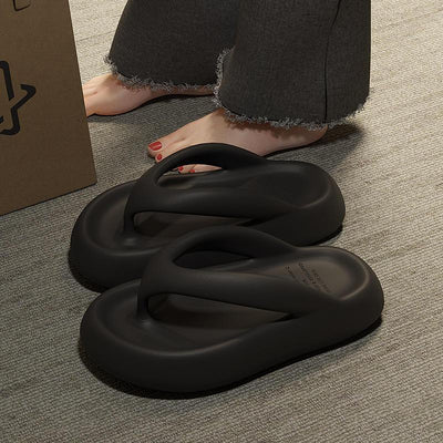 2024new arrival stepping on shit touching flip flops summer women's fashion popularins thick bottom non-slip beach shoes for outdoor wear wholesale