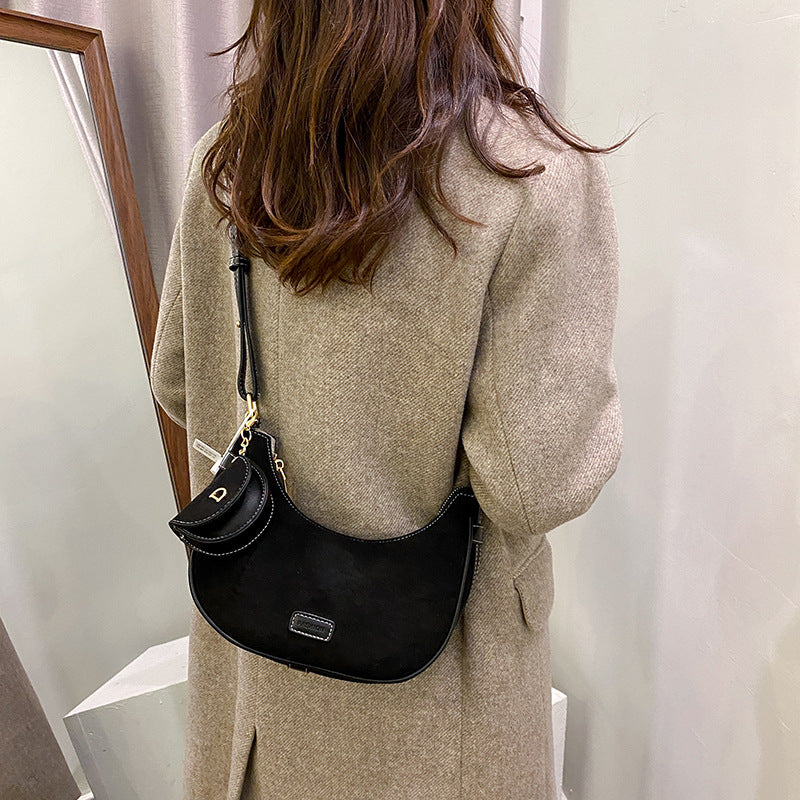 Frosted leather commuter bag women's 2025 new autumn and winter retro Maillard crescent bag versatile shoulder messenger bag