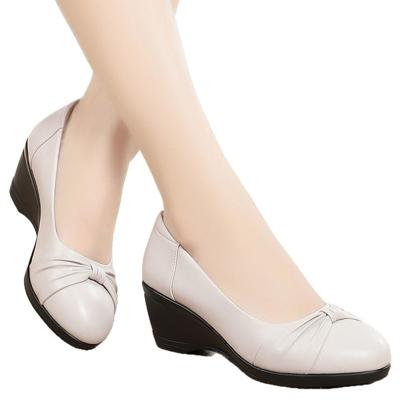 Genuine leather fashion sandals for women, 2024 new flat open-toe beach sandals, ladies' summer soft sole comfortable non-slip