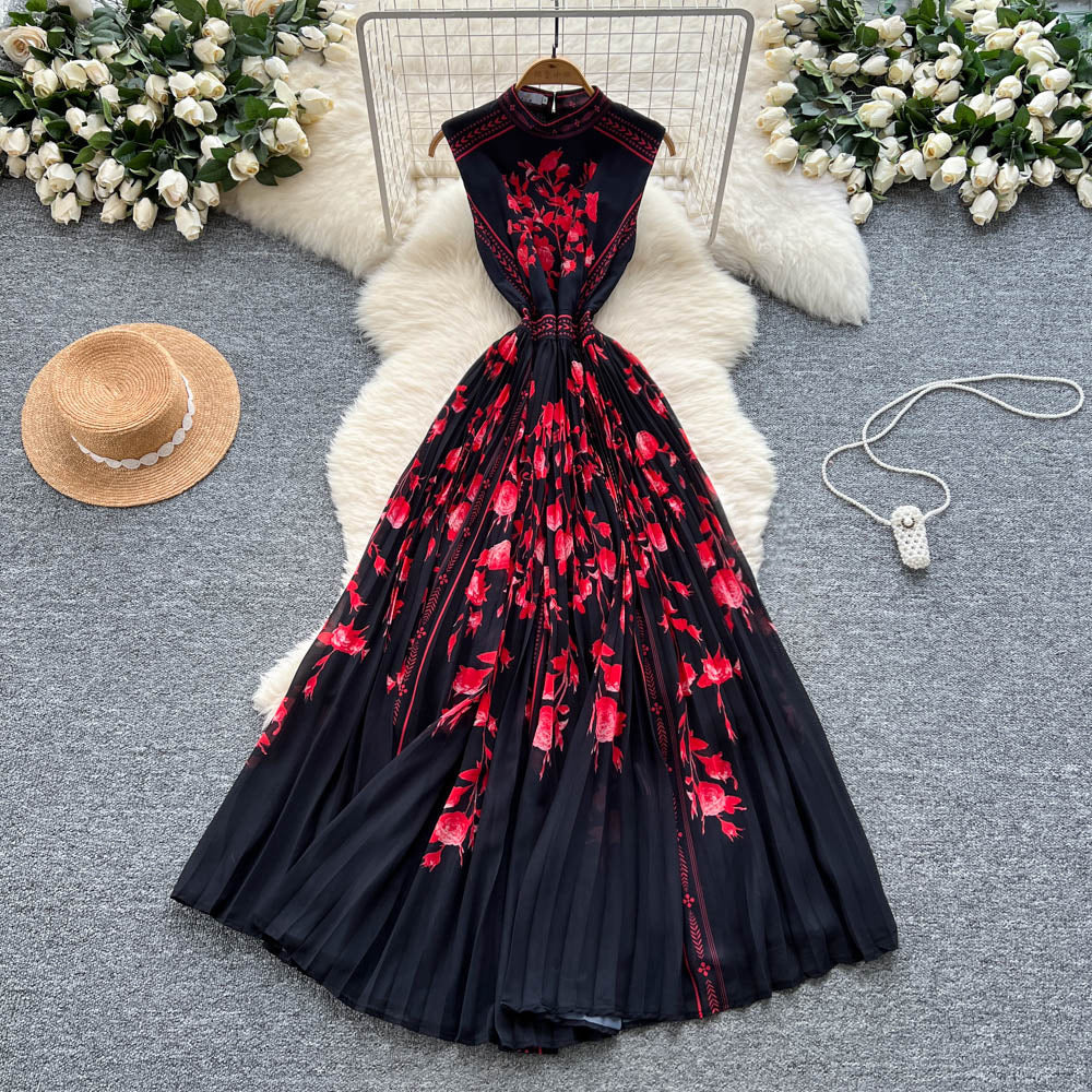 French chic sleeveless printed midi dress -  summer collection: slimming, elegant, and pleated