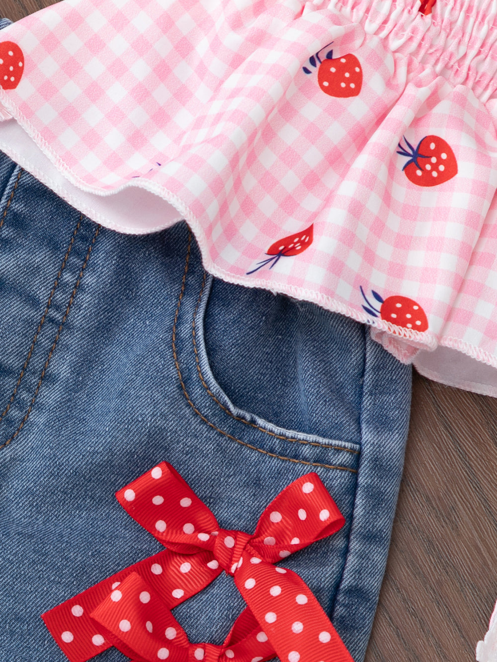 spring/summer new arrival: adorable strawberry print cami top + denim shorts set for girls (cross-border e-commerce)