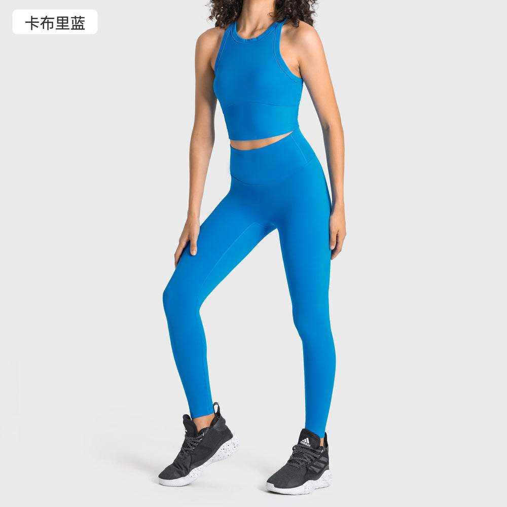 High-stretch yoga capris with built-in bra and shockproof sports top - professional training yoga fitness set for women