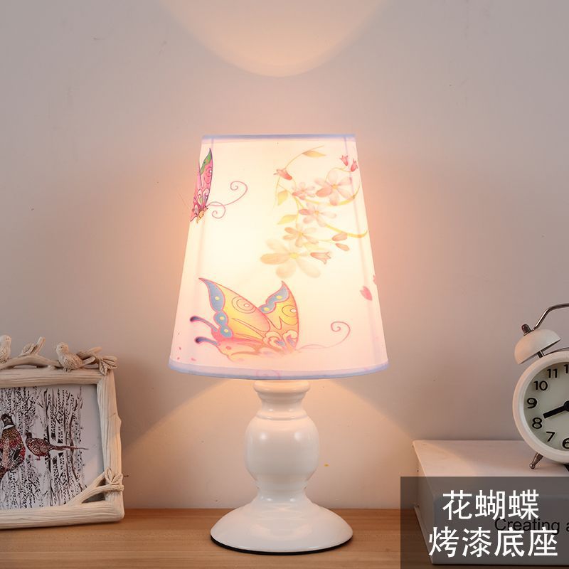 Table lamp Bedroom bedside lamp Simple modern creative living room lamp Dimming eye protection Student dormitory bedroom small table lamp
