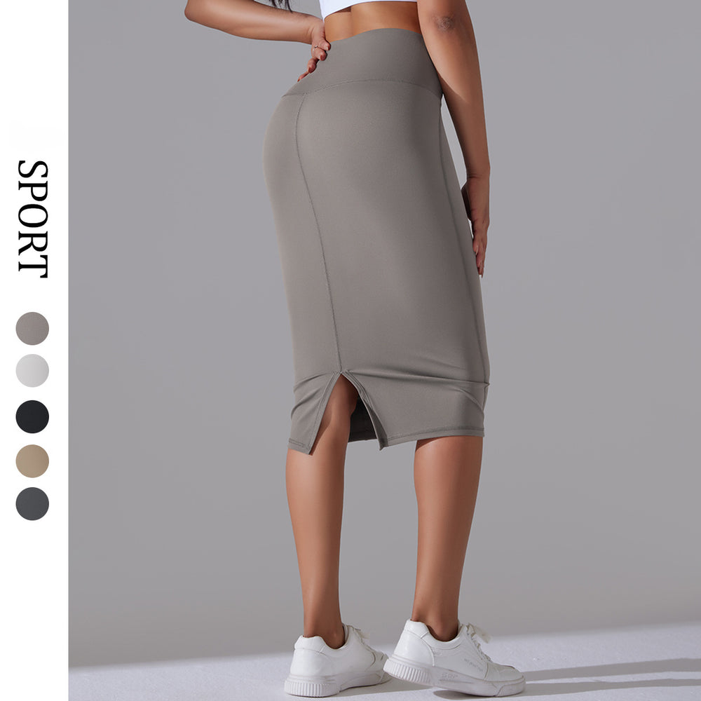 High-waisted, barely-there feel, figure-hugging bodycon skirt. casual, sporty midi skirt with high elasticity and skin-friendly fabric. features a slit and is perfect for yoga or everyday wear