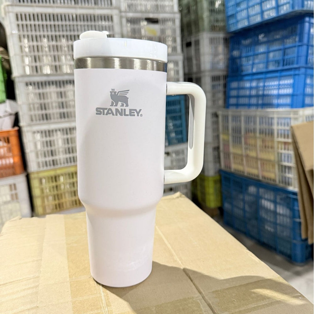 hot-selling stanley high-value water cup 304 stainless steel large-capacity thermal insulation outdoor portable car cup