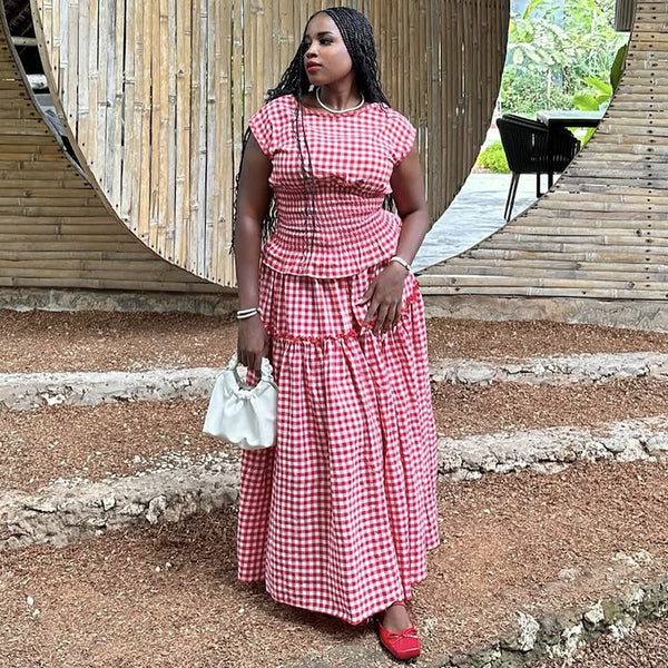 In stock, European and American  women's clothing 2025 summer new fashion plaid waist slim top skirt set