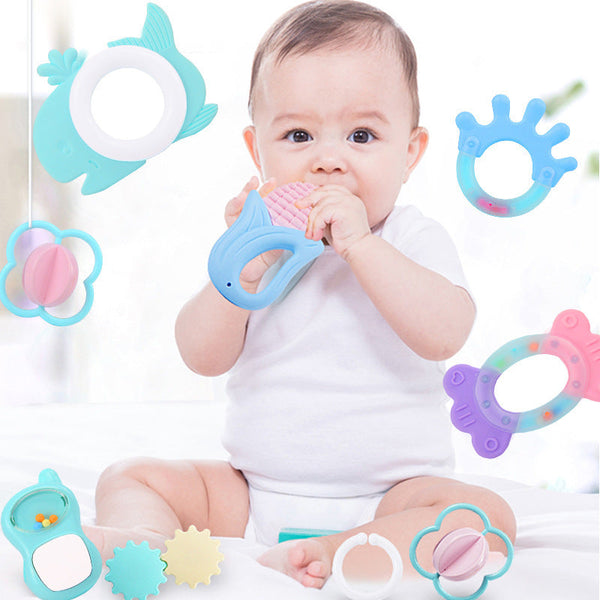 Baby toy hand rattle newborn 0-3-6 months can bite boiled toothpaste baby 1 year old boy and girl puzzle set
