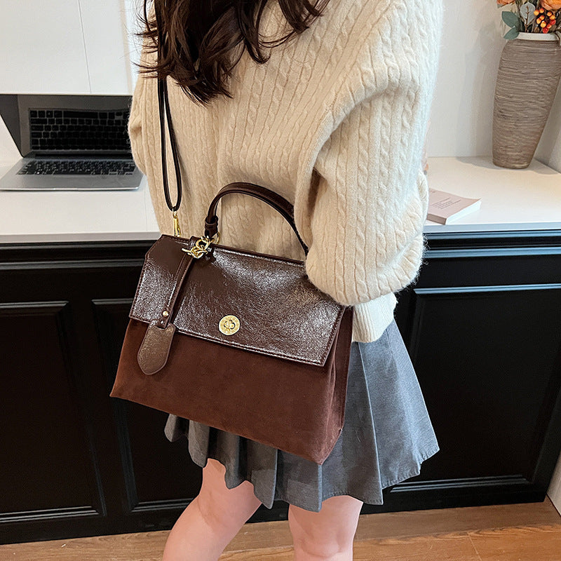 Premium retro backpack women's 2025 new fashion versatile handbag student trend contrasting color travel schoolbag