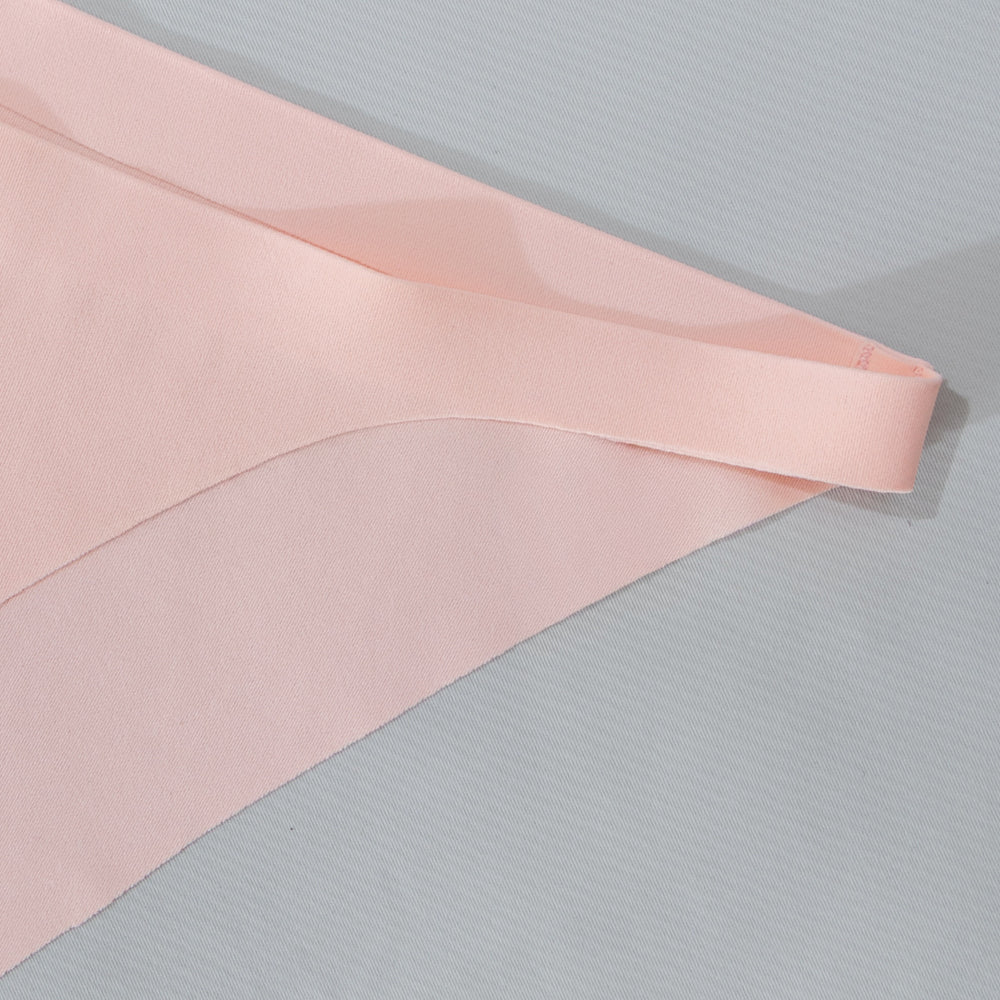 European and american seamless women's low-rise sexy panties - minimalist, thin, invisible thong bikini in ice silk