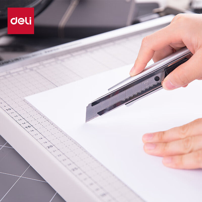 Deli 33416 zinc alloy utility knife set, 1 paper cutter + 1 box of alloy steel utility blades