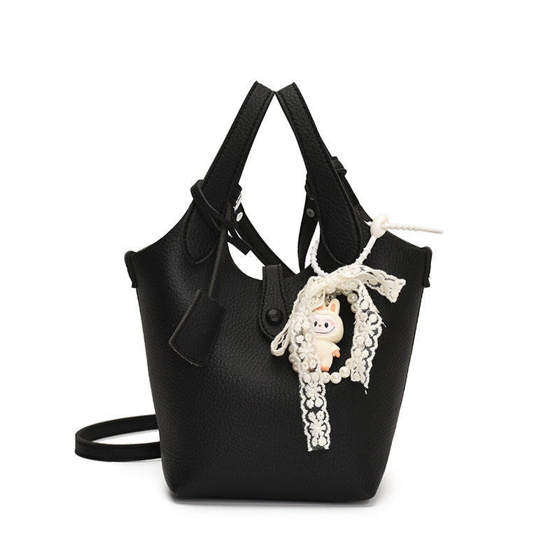 Foreign orders are popular this year, and small bags for women's 2025 new fashionable versatile messenger bags are super hot portable bucket bags.