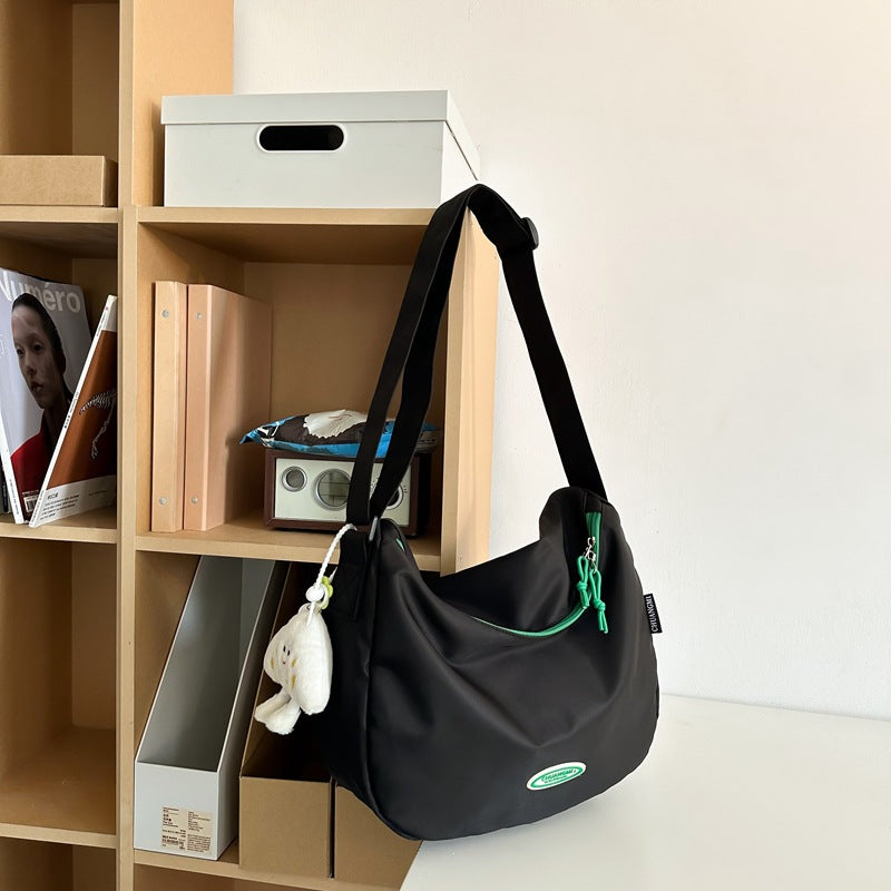 Foreign single nylon cloth bag women's large capacity 2025 new summer versatile shoulder messenger bag casual commuter dumpling bag