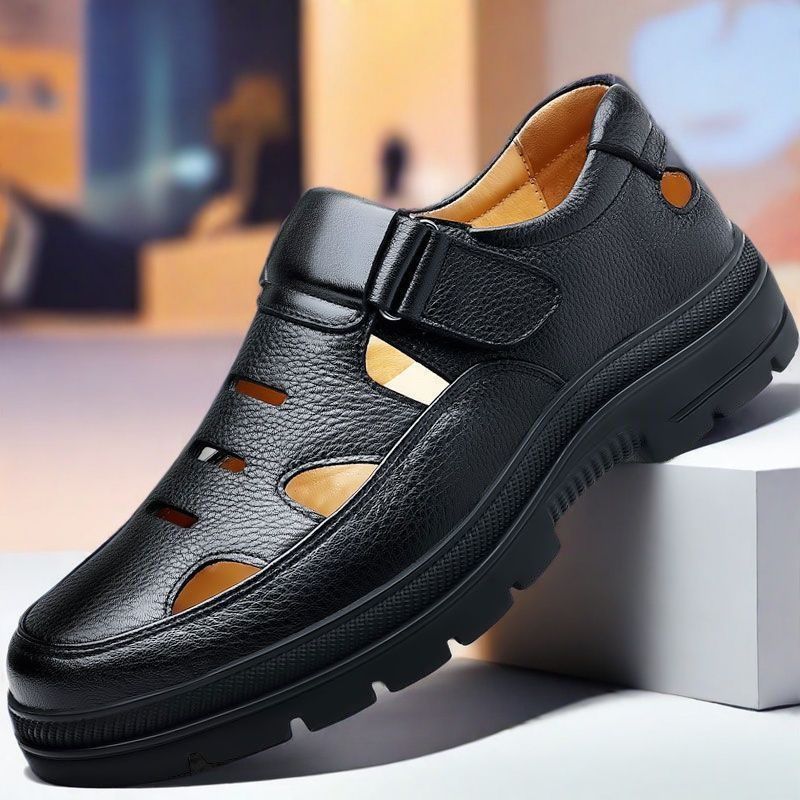 Special big salemen leather shoes summer new chinoiserie lightweight soft bottom crocs shoes breathable cut out men's shoes men sandals