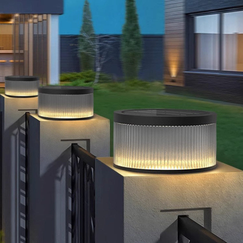 Outdoor pillar lights, garden post lights, fence post lights, solar waterproof garden pillar lights, villa column lights