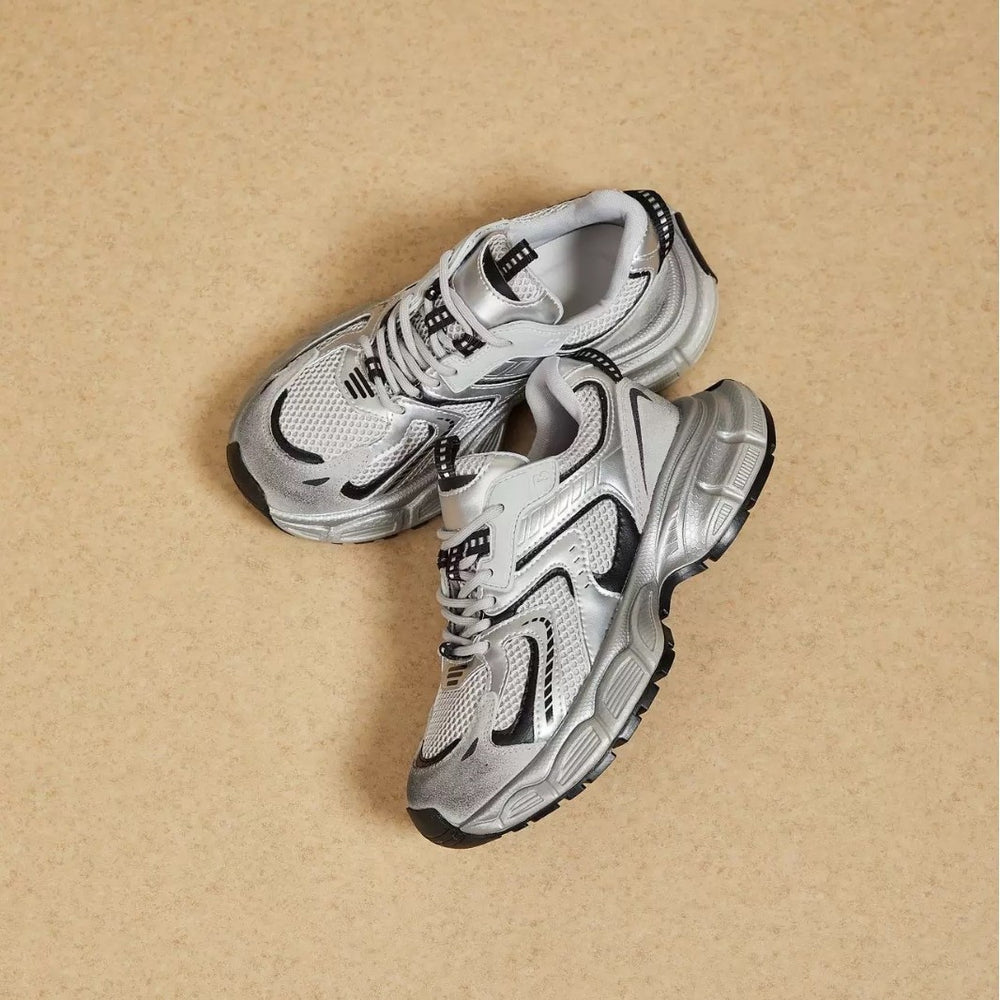 Women's shoes 2026 autumn new silver chunky platform height increasing dad shoes women's retro fashion casual sneakers trendy