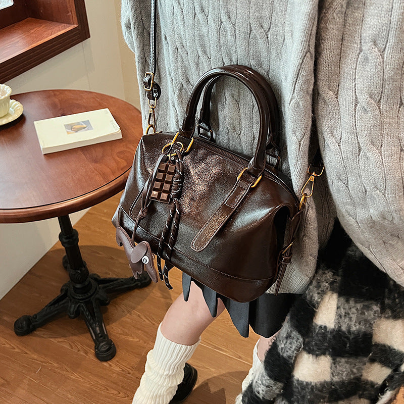 Foreign trade retro small bag women's 2025 new autumn and winter fashion hand pillow bag foreign high-end shoulder messenger bag