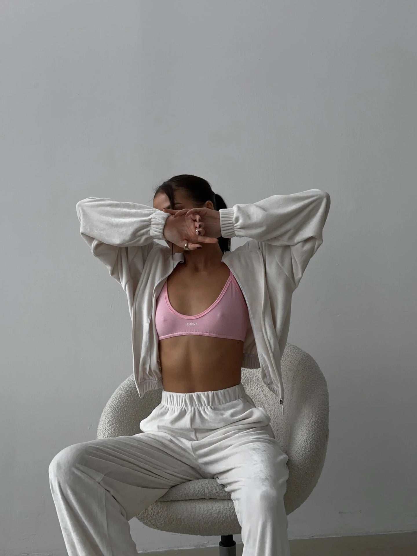 Cross-border independent station velvet hooded cardigan trousers women's two-piece set long-sleeved jacket pendant straight mopping trousers set