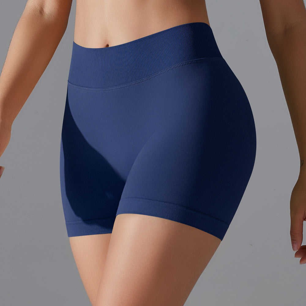 European and american seamless high-waisted butt-lifting yoga shorts - breathable peach lift, tight-fitting athletic capris for running and fitness