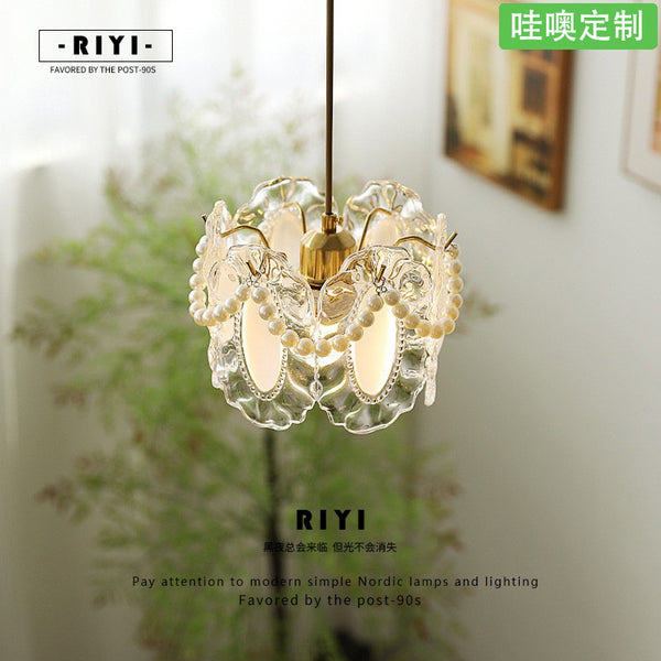[Wow] French pearl feather crystal lamp master bedroom bedside small chandelier simple retro coffee bar lamp