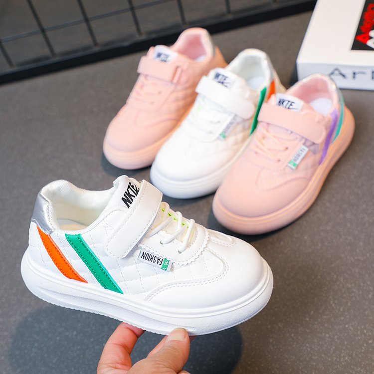 2025 spring and autumn solid color Korean version of little white shoes boys and girls board shoes sweet sports shoes casual versatile lightweight single shoes