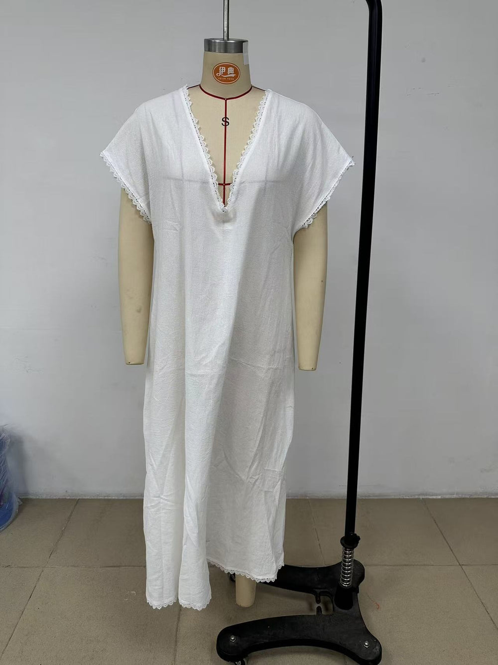 spring/summer collection: independent website, , us & european market - casual, elegant, comfortable, lace-trimmed, loose-fit linen-cotton maxi dress