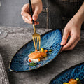 Japanese creative kiln-shaped boat-shaped sushi plate new arrival restaurant for home willow leaf-shaped stylish dessert plate wholesale