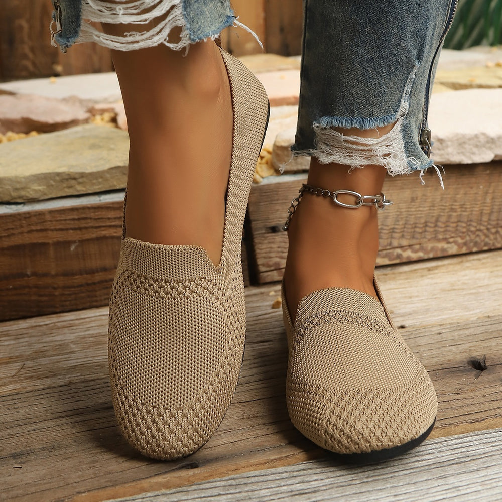summer new arrival: plus-size women's casual, comfortable, stylish, minimalist, breathable slip-on flats - wholesale