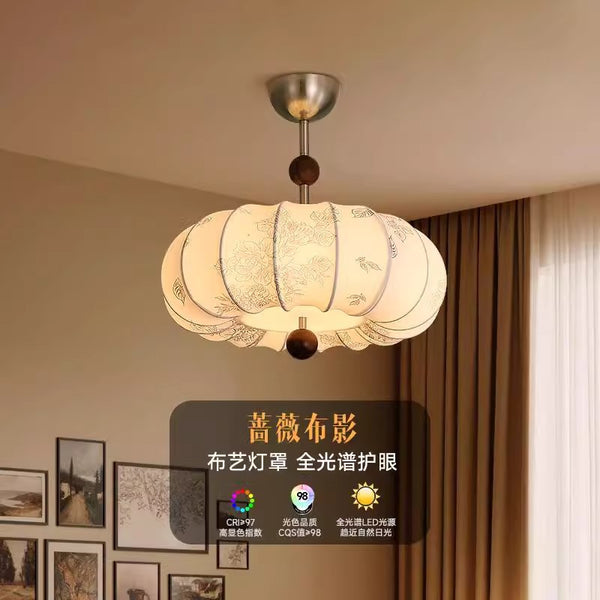 Nanyang medieval bedroom ceiling lamp new pattern fabric French retro style art study suction chandelier advanced sense