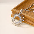 Wholesale diamond-studded pendants: european and american cross-border women's fashion accessories, versatile jewelry, alloy sunburst round minimalist necklace