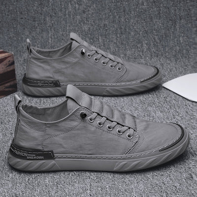 Old beijing cloth shoes for men, slip-on, anti-odor, spring ice silk, breathable thin canvas for driving, 2025 new arrival