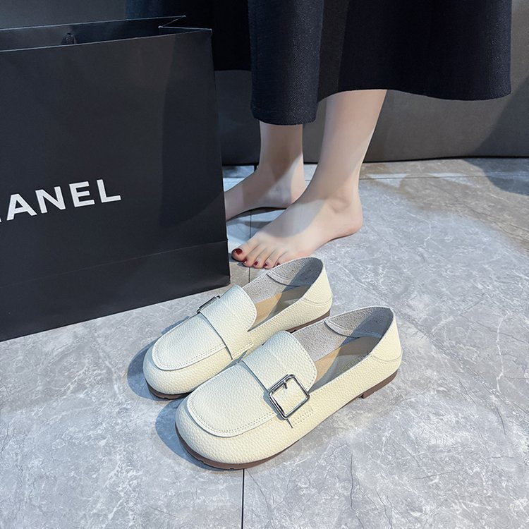 autumn new arrivals: plus-size women's flat shoes for cross-border e-commerce. sizes 35-43 available. wholesale options available. dropshipping to  and