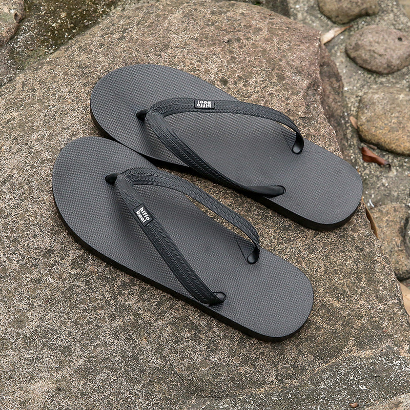 Men's fashionable high-end outdoor flip-flops - all-season, slip-resistant, and durable