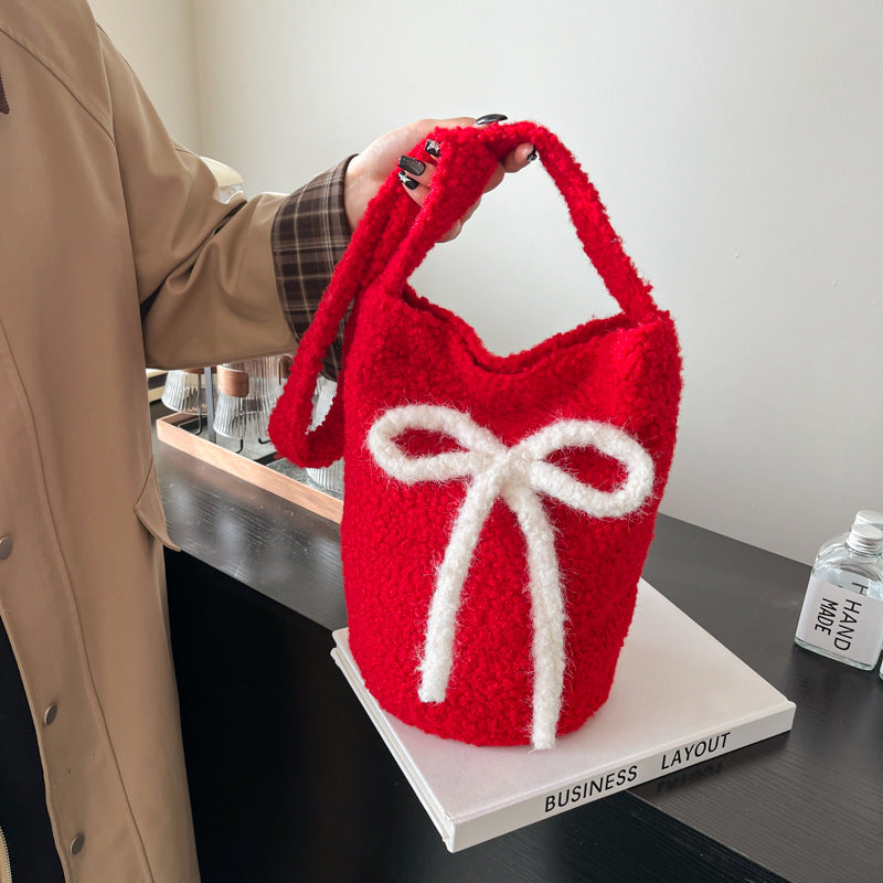 Retro plush large-capacity bucket bag women's versatile shoulder small crossbody cloth bag niche casual bag