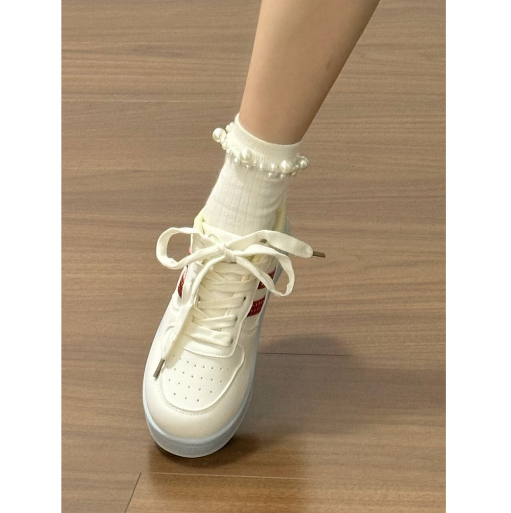 High-style hong kong-inspired versatile sneakers: 2026 new thick-soled white shoes, lightweight and breathable bread-style casual women's shoes for commuting